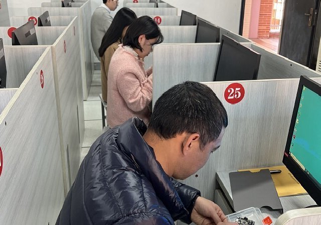 微信图片_20220103154959.jpg 微信图片_20220103154959.jpg
